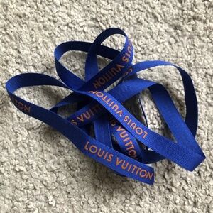 Louise Vuitton Blue Ribbon With Rusty Orange Logo.124 cm.